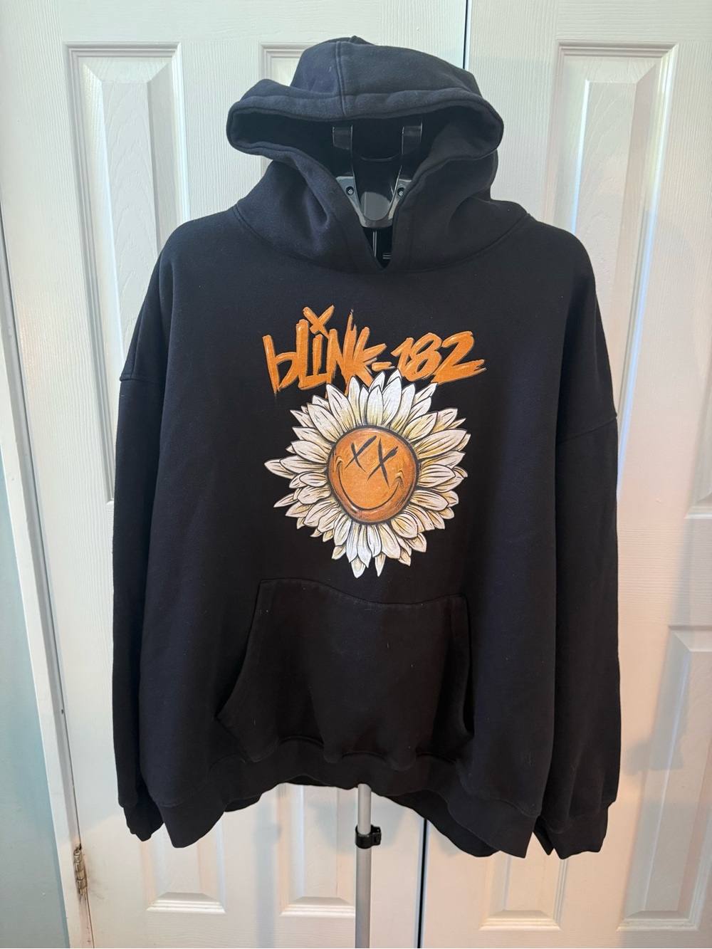 Boohoo Blink-182 Sunflower Hoodie Size XL/XXL